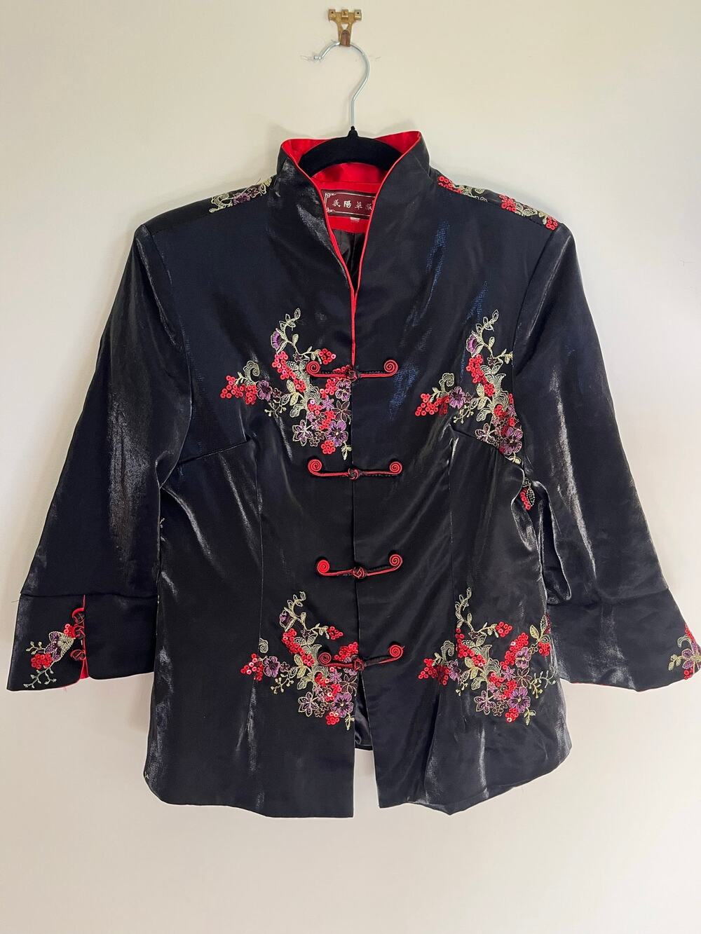 Xiyang Huafu Black Embroidered Tang Suit Jacket Mandarin Collar Frog Closures S